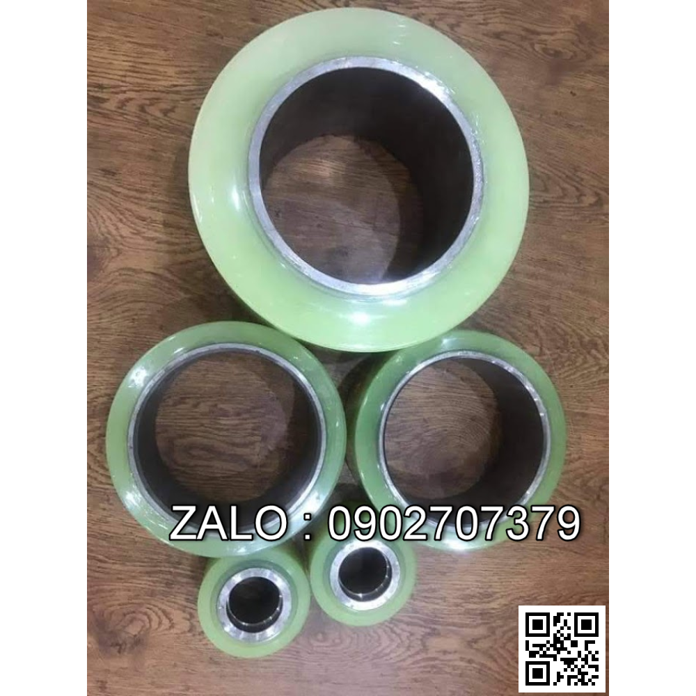 Thay vỏ xe nâng điện Nissan