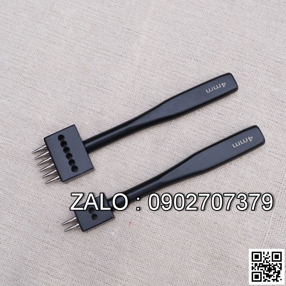 Đục lỗ tròn nhật 4mm thép đen