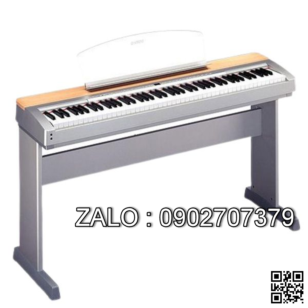 Yamaha Clavinova Piano P140