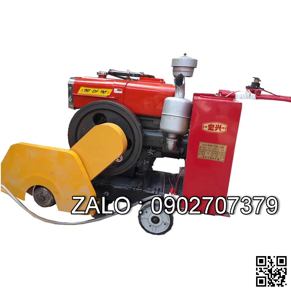 Máy cắt đường bê tông chạy đầu nổ D8