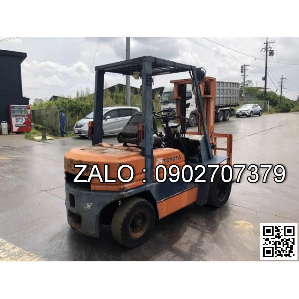 Xe nâng dầu TOYOTA 5FD25