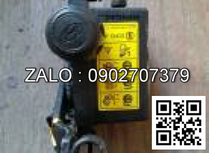 Bơm tay cabin Hyundai 643907A032