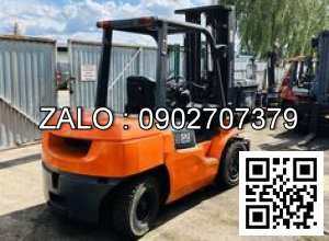 Tam bua xe nâng TOYOTA 7FD/G20-25
